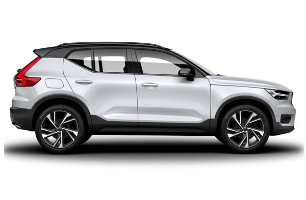 Volvo XC40 Ultra Black Edition FWD